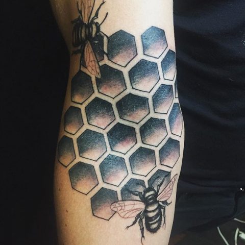 honeycomb and bees tattoo