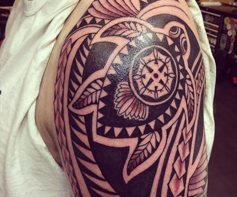 Polynesian turtle shoulder tattoo