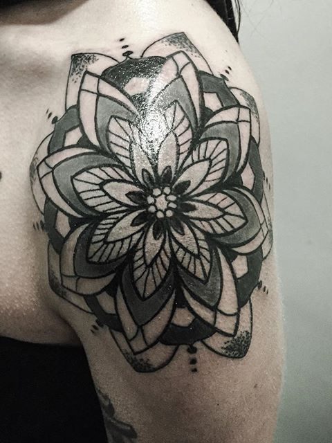 shoulder mandala tattoo