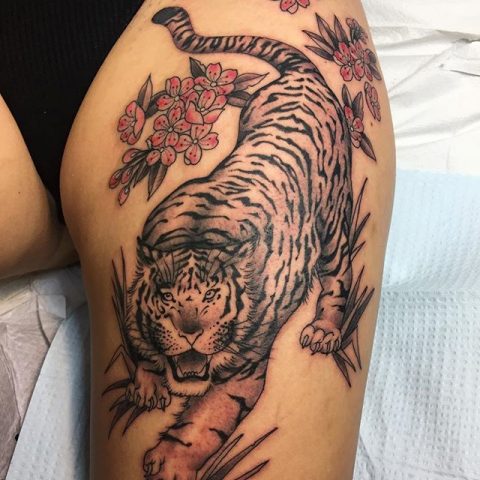 tiger leg tattoo