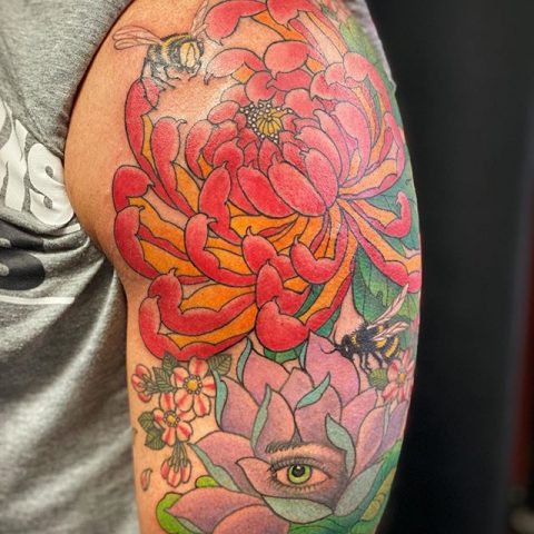 flower bees tattoo